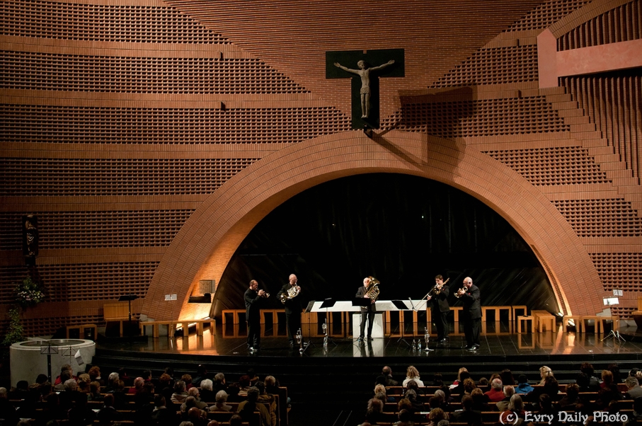Evry Daily Photo - Concert a la Cathedrale Evry - de Bach a Gershwin - Quintette Magnifica et Shigeto Hata - large - 5247169490.jpg
